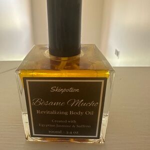 Bésame Mucho Revitalizing Body Oil - Gold